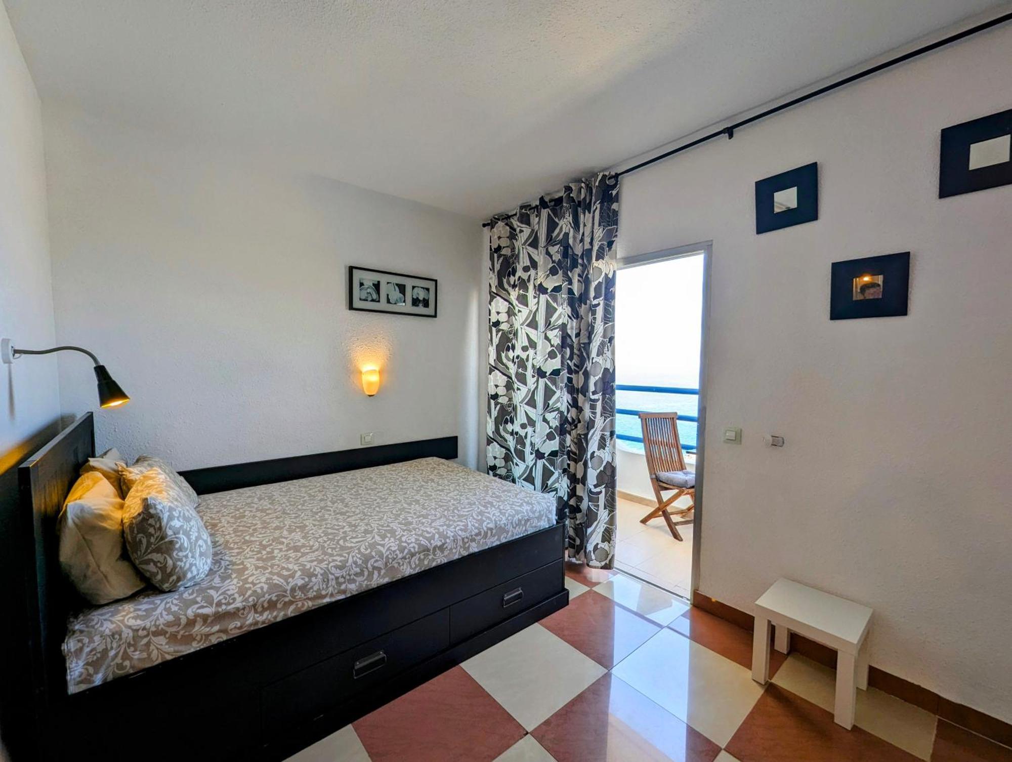 Studio Playa Paraiso Tenerife - Ocean View And Internet Wifi Optical Fiber - For Rent Екстериор снимка